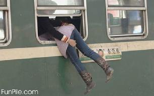 Cals wife likes to travel